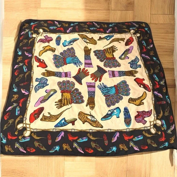 Unique Shoe Print Vintage Silk Scarf